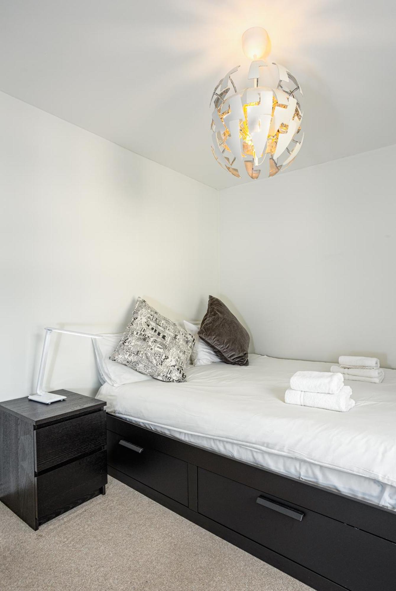 Comfy 2 Bedroom Apartment Near Edinburgh City Centre Extérieur photo